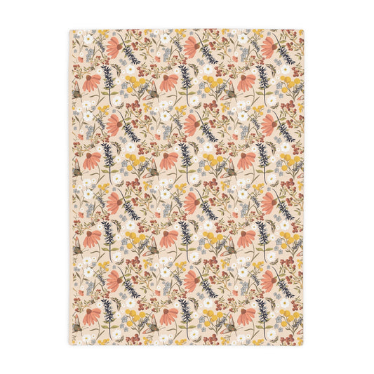 Wildflower whimsical pattern plush fleece throw blanket, super soft vintage cottagecore aesthetic - Solei Designs